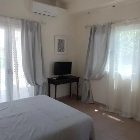 Neaktion Gæstehus 3*